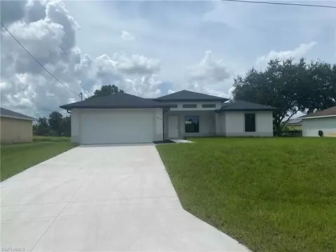 304 Preston St, Lehigh Acres, FL 33974