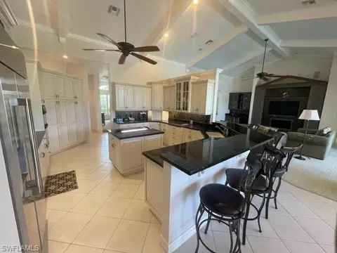 567 Eagle Creek Dr, Naples, FL 34113 photo 4