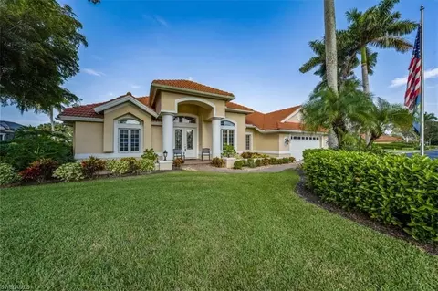 567 Eagle Creek Dr, Naples, FL 34113