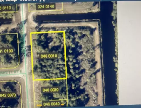 547 Naples Ave S, Lehigh Acres, FL 33974