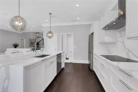Kitchen - 20139 Seadale Ct, Estero, FL 33928 photo 3 of 4