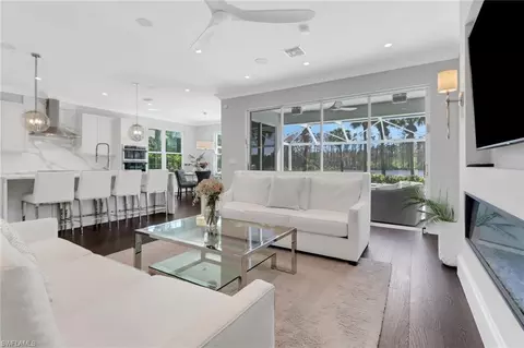 Living - 20139 Seadale Ct, Estero, FL 33928 photo 2 of 5