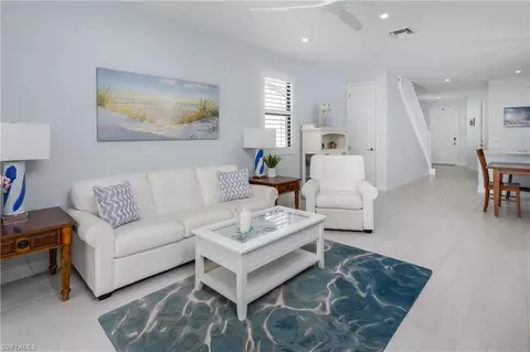 7336 Rockefeller Dr, Naples, FL 34119 photo 3
