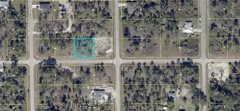 4005 11th St E, Lehigh Acres, FL 33972