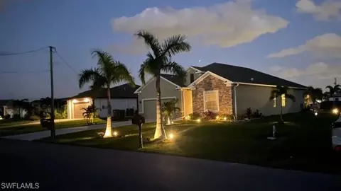 319 SW 26th Pl, Cape Coral, FL 33991