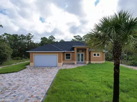 2320 Jackson Ave, Alva, FL 33920