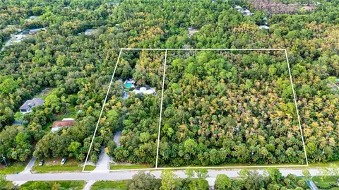 211 14th Ave NW, Naples, FL 34120