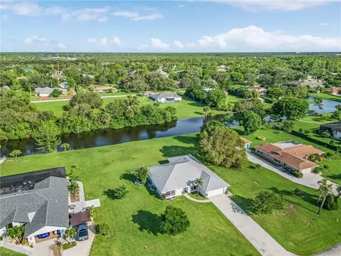 9580 Summer Pl, Naples, FL 34109