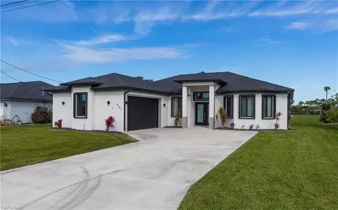 901 SW 21st Ln, Cape Coral, FL 33991
