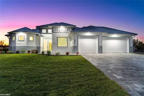 233 NW 35th Pl, Cape Coral, FL 33993