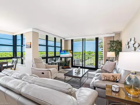 380 Seaview Ct #312, Marco Island, FL 34145