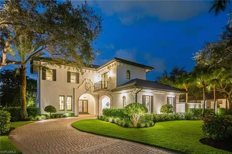 10064 Magnolia Bnd, Bonita Springs, FL 34135