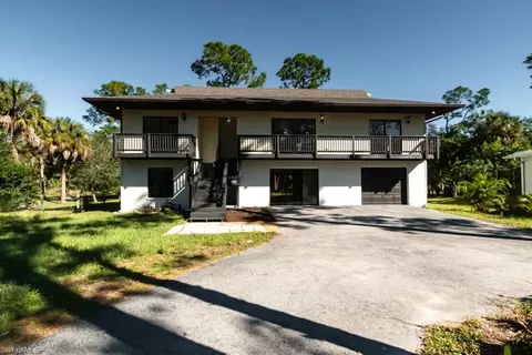 661 12th Ave NE, Naples, FL 34120
