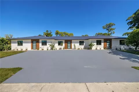 3613 Poplar Way, Naples, FL 34112