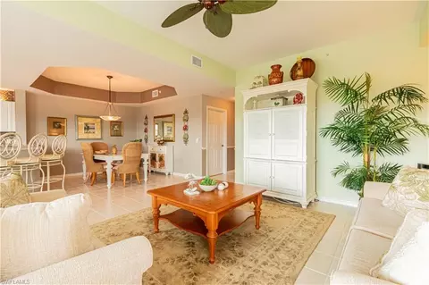 3940 Loblolly Bay Dr #2-302, Naples, FL 34114