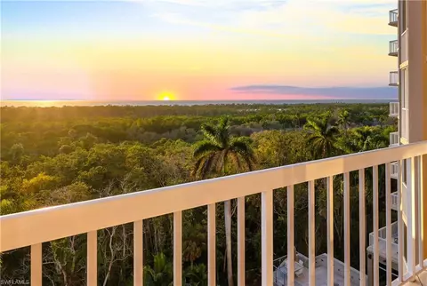 6585 Nicholas Blvd #604, Naples, FL 34108