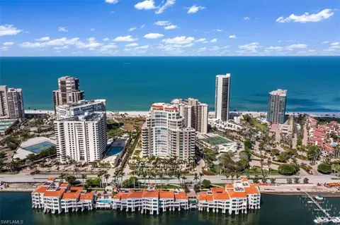 4501 Gulf Shore Blvd N #804, Naples, FL 34103