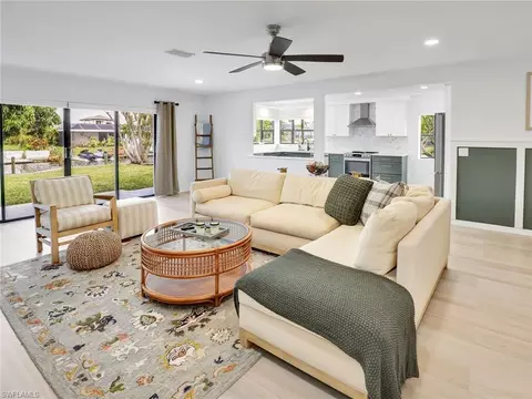 1101 Lorraine Ct, Cape Coral, FL 33904