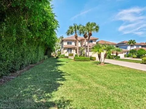 6021 Ashford Ln, Naples, FL 34110