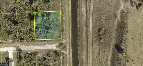 2500 26th St SW, Lehigh Acres, FL 33976