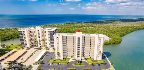 17 Bluebill Ave #405, Naples, FL 34108