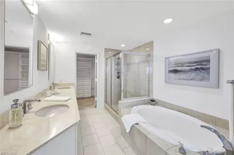 60 Seagate Dr #703, Naples, FL 34103 photo 17