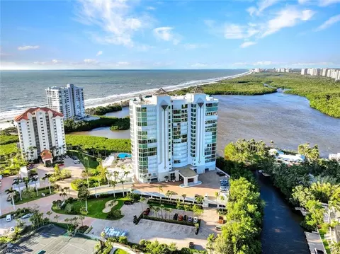 60 Seagate Dr #703, Naples, FL 34103 photo 34