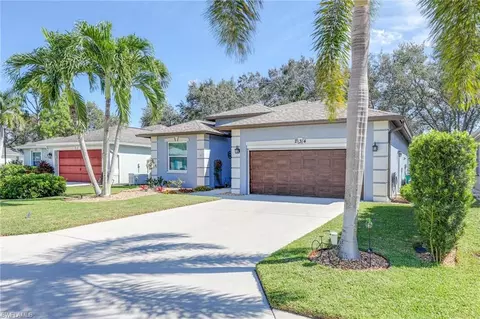 234 Stanhope Cir, Naples, FL 34104
