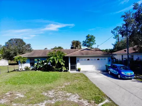 720 16th St SE, Naples, FL 34117