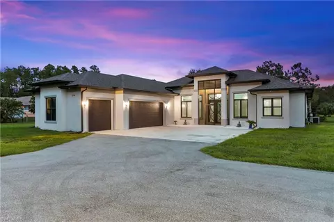 2714 2nd St NE, Naples, FL 34120