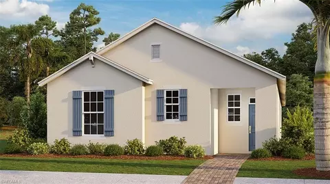 900 Friendship Cir, Labelle, FL 33935