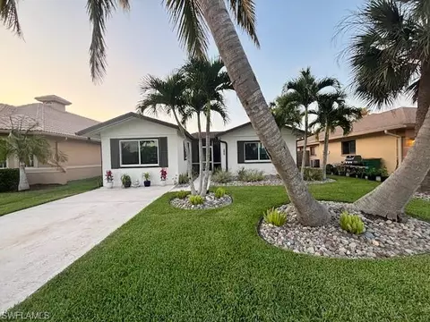 Exterior - 655 106th Ave N, Naples, FL 34108 photo 15 of 18