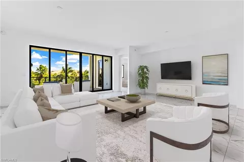 1125 Central Ave #369, Naples, FL 34102