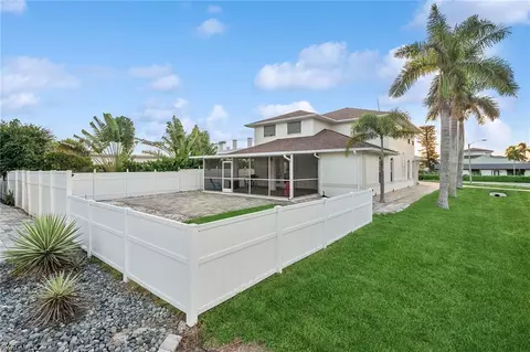10082 Vanderbilt Dr, Naples, FL 34108 photo 36