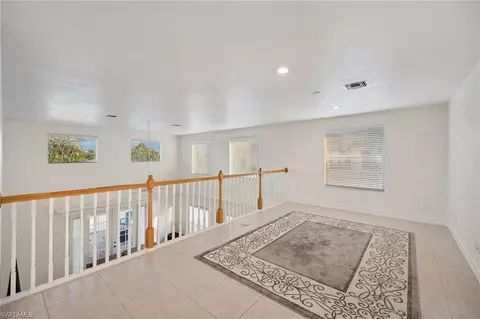 10082 Vanderbilt Dr, Naples, FL 34108 photo 32