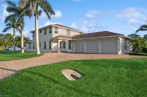 10082 Vanderbilt Dr, Naples, FL 34108 photo 34