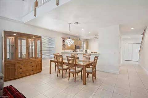 10082 Vanderbilt Dr, Naples, FL 34108 photo 14