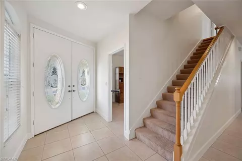 10082 Vanderbilt Dr, Naples, FL 34108 photo 5