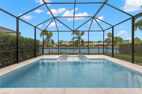 3287 Pilot Cir, Naples, FL 34120