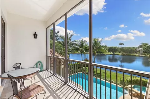 605 Palm Cir E, Naples, FL 34102 photo 35