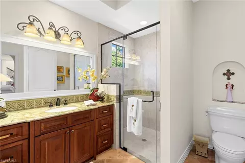 605 Palm Cir E, Naples, FL 34102 photo 18