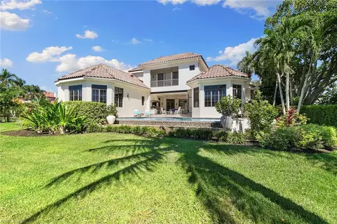 605 Palm Cir E, Naples, FL 34102 photo 13