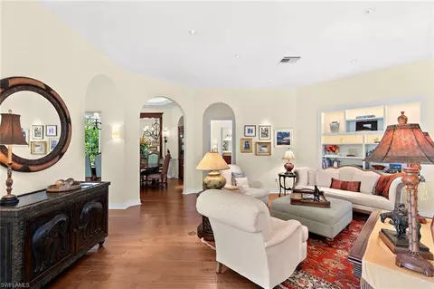 605 Palm Cir E, Naples, FL 34102 photo 26