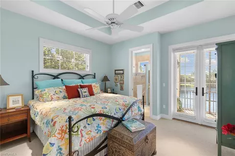 605 Palm Cir E, Naples, FL 34102 photo 32