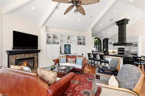 605 Palm Cir E, Naples, FL 34102 photo 21