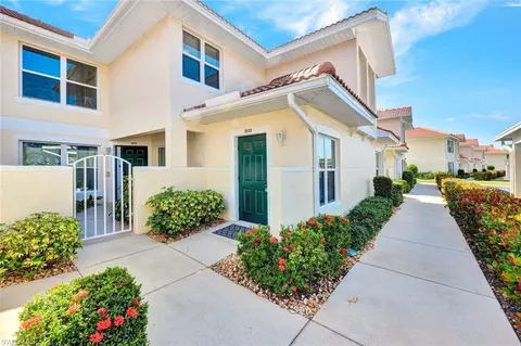 5420 Worthington Ln #202, Naples, FL 34110