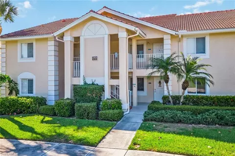 7806 Emerald Cir #C-102, Naples, FL 34109