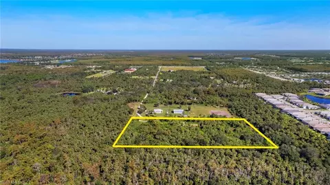 1920 Moulder Dr, Naples, FL 34120 photo 6