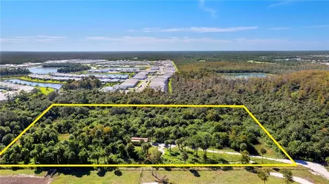 1920 Moulder Dr, Naples, FL 34120 photo 3