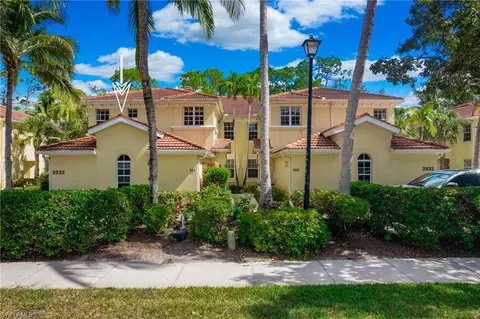 2032 Tarpon Bay Dr N #201, Naples, FL 34119